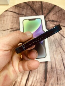 iPhone 14 black 128 batérie 100% - 4