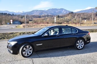 BMW Rad 7 750i xDrive - 4