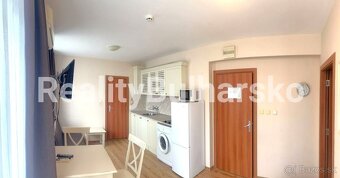 Zařízený apartmán 2kk (53 m²) s výhledem na bazén DAWN PARK - 4