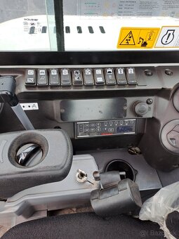 Takeuchi TB240, 940mth - 4