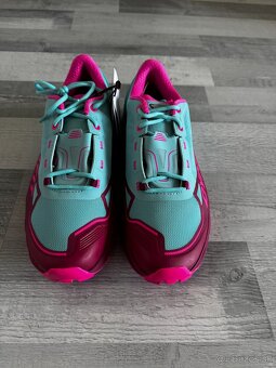 NOVÉ Dynafit Ultra 50 W UK 5 , 5,5 , 6,5 NOVÉ - 4