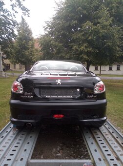 Peugeot 206cc 1.616v 80kw rok 2002 Platimum - 4