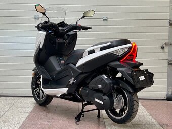 Skúter MAXON OPTIMUS 125 - biely - Digital Cockpit - 4