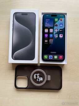 Apple iPhone 15 Pro Max 512 GB - 4