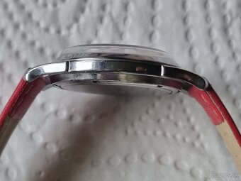 Náramkové hodinky. - 4