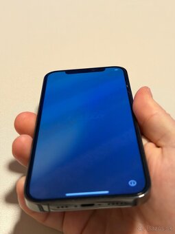 iPhone 12 Pro 256GB Graphite - 4