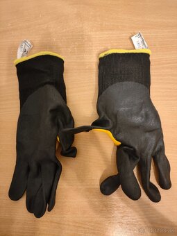 Рracovné rukavice Honeywell CoreShield - 4