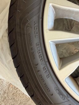 BMW 5x112 r18 letne pneu 245/45 - 4
