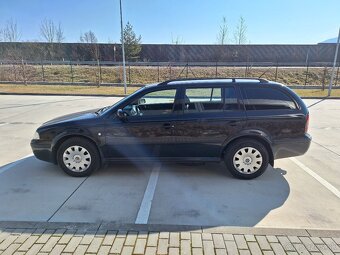Škoda Octavia Combi - 4