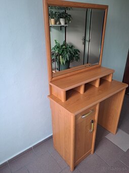 Toaletný stolík - 4