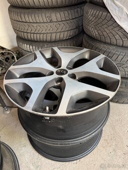 Predám originálne disky Kia R19 5x114,3 - 4