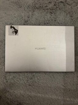 Huawei MateBook D14 – i3 / 8GB RAM / 250 GB SSD – Windows 11 - 4