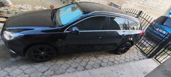 Opel Insignia sports tourer - 4