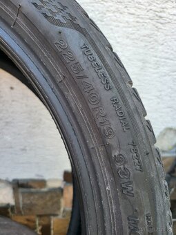 225/40 R19 Bridgestone letne pneumatiky - 4