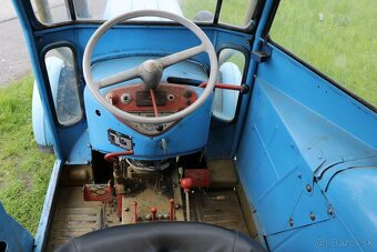 Traktor Zetror 4011 - 4