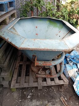 Predám poľnohospodársku techniku - 4