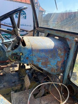 Zetor 4011 zadná čast - 4