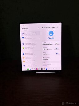 Dobrý deň Ponúkam na predaj Samsung Galaxy Z Fold 6 256GB - 4