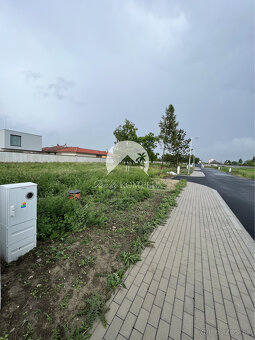 Reality KOMPLEX s.r.o. Vám ponúka na PREDAJ 9 lukratívnych p - 4