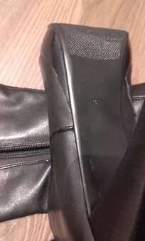 Krásne kožené čierne čižmy s kožušinkou v.39 - 4