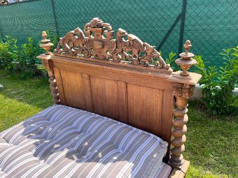 Starožitná posteľ - 4