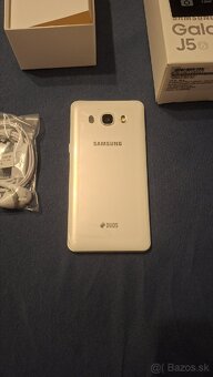 Samsung Galaxy J5 2016 - 4