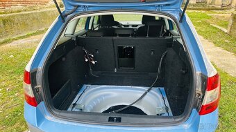 Škoda Octavia Combi 2.0 TDI manual - 4