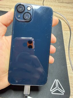 iPhone 13 128GB modrý - 4