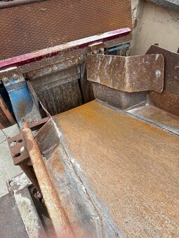 Predaj/ Prenájom dvojčeľusťový drvič – Přerovské strojárne - 4