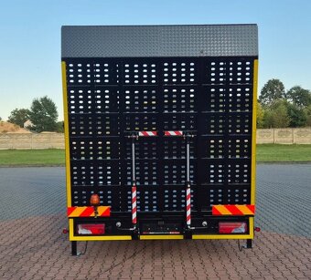 MAN TGS 26.480 8x2 E5 - odtahovka - 4