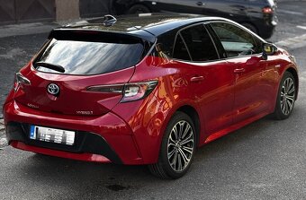 Predam Toyota Corolla - hatchback - hybrid - 4