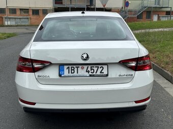 Škoda Superb 3 2.0 TDI 110kW DSG 2017 Sedan - 4