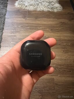 Galaxy Buds live SM-R180 - 4
