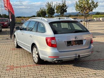 Škoda Superb Combi 2.0 TDI CR 170k Elegance - 4