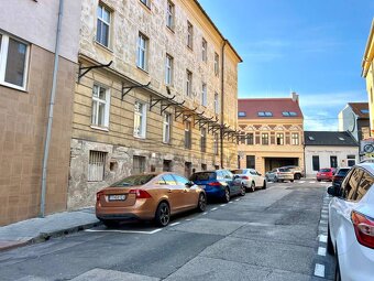 Na prenájom parkovacie, Bratislava, Staré Mesto, Beskydská u - 4