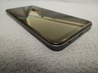 Realme 8 Pro – 6/128 GB - 4