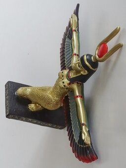 Soška starogréckej bohyne Isis. - 4