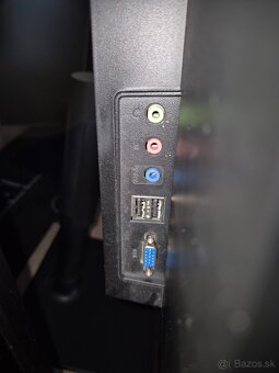 Monitor Samsung NC241 - 4