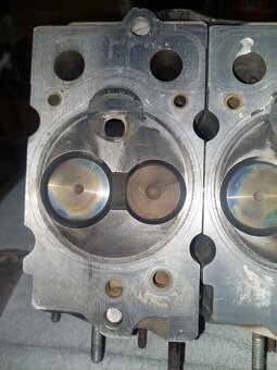 JEEP CHEROKEE XJ 2.5 TD hlava valcov motora - 4