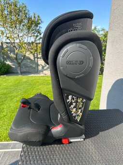 Autosedačka Britax Römer Kidfix III S - 4