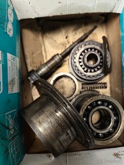 Predam nahradne diely tatra 805 - 4