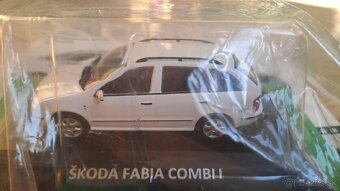 Škoda Fabia Combi I 2000 (DeAgostini) - 4