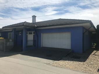 Predám 4izb bungalow,veľká garáz, veľký prestrešený bazén - 4