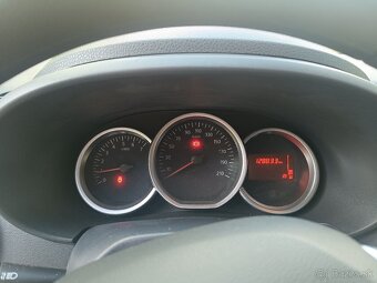 Predám auto Dacia Lodgy, benzín 1,6 - 4