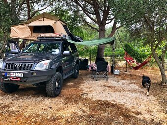 Toyota Land Cruiser Special - 4