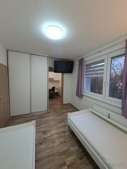 Prenajmem dlhodobo 3,5 izbový prerobený byt - 4