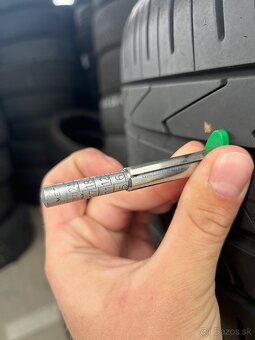 Pneumatiky 235/50/R19 - 4