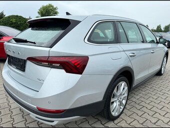 Škoda Octavia Scout 2.0 TDI 4x4 AHK ACC HUD - 4