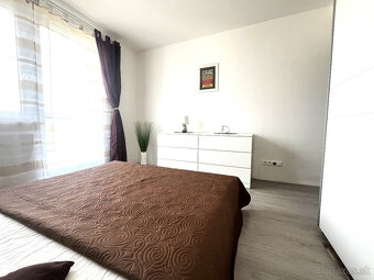 Bývanie v obľúbenej lokalite s parkovaním - 4