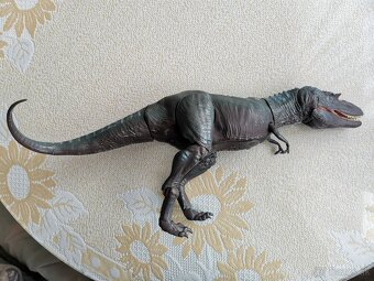 Tyranosaurus Rex - 4